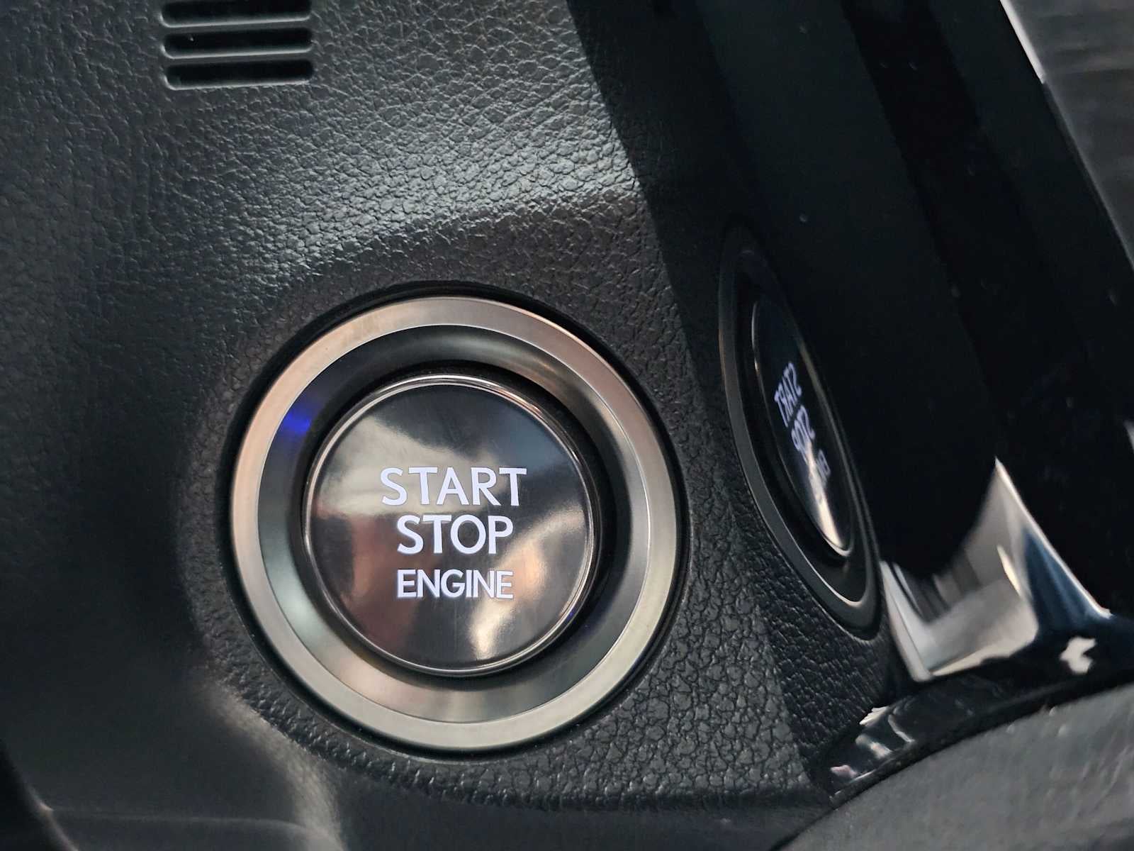 2024 Lexus ES F SPORT Handling