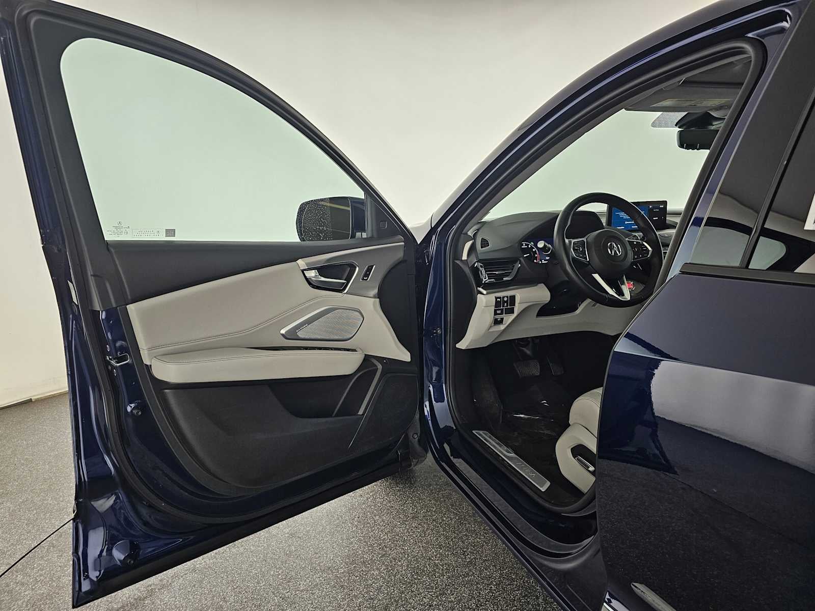 2023 Acura RDX w/Technology Package