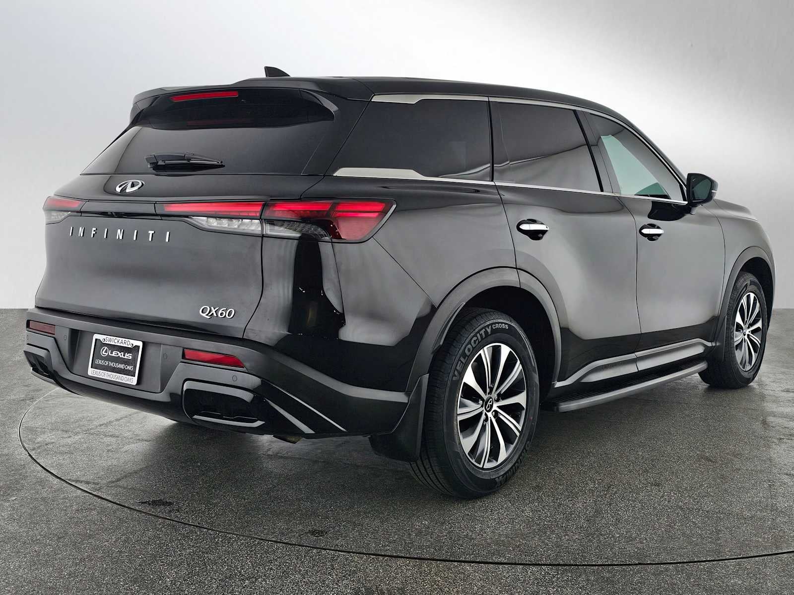 2022 INFINITI QX60 PURE