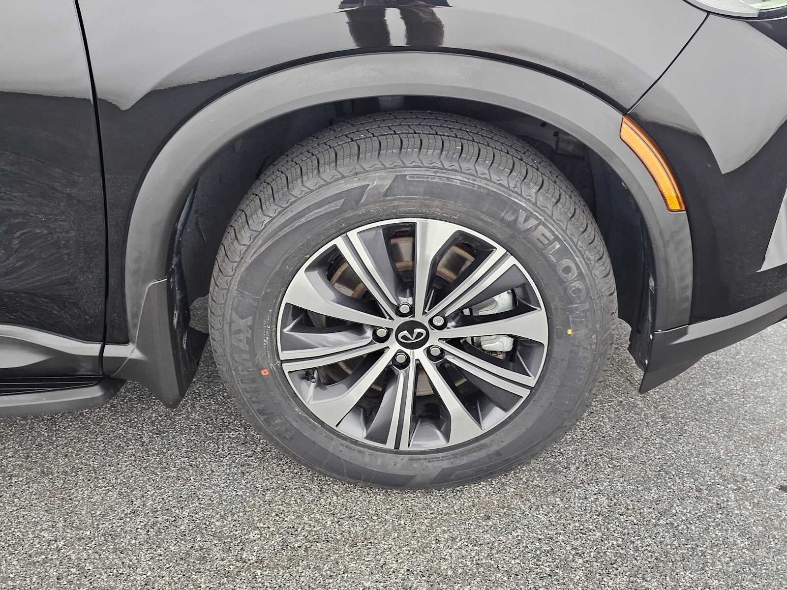 2022 INFINITI QX60 PURE