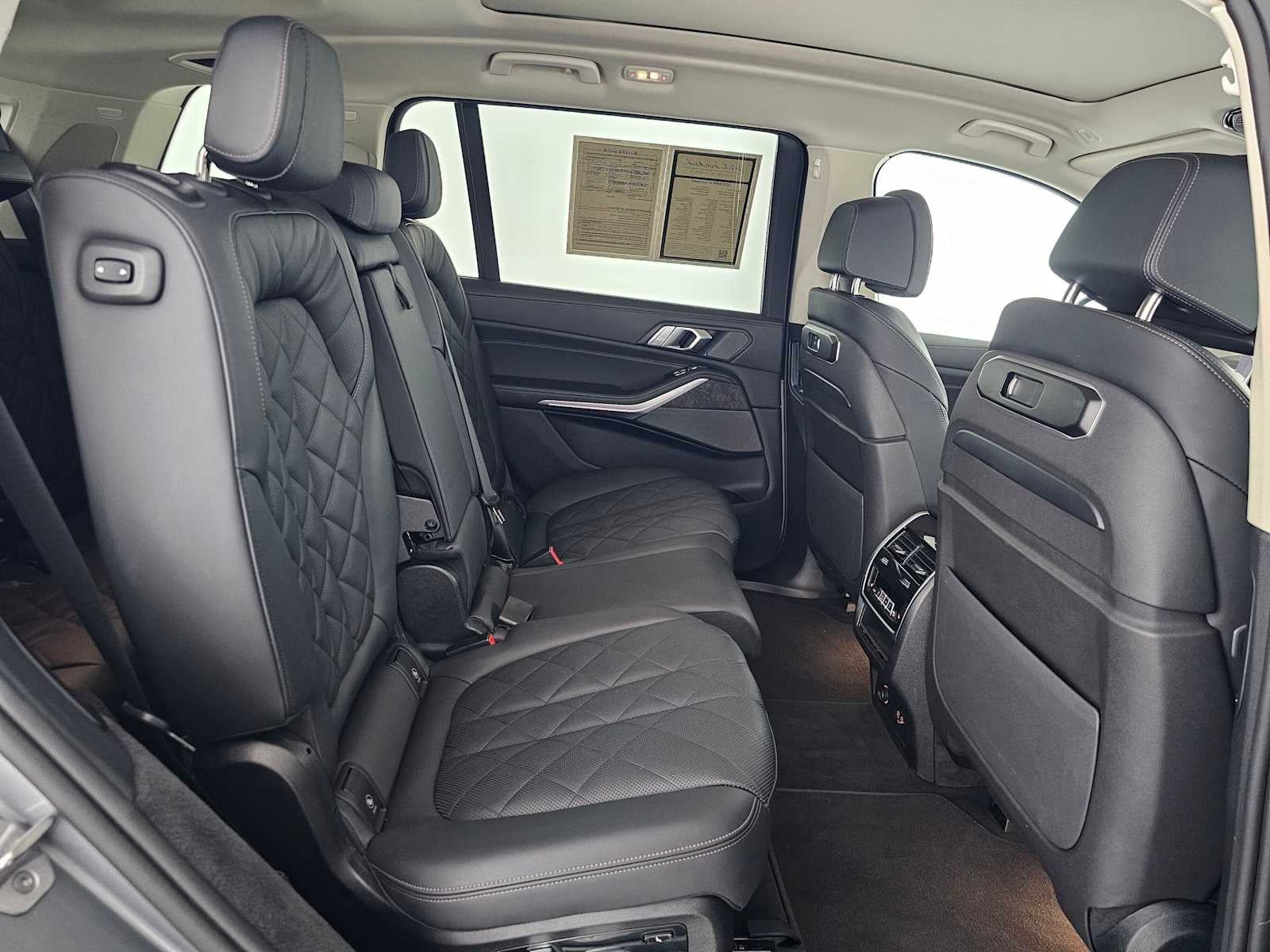 2025 BMW X7 xDrive40i xDrive40i