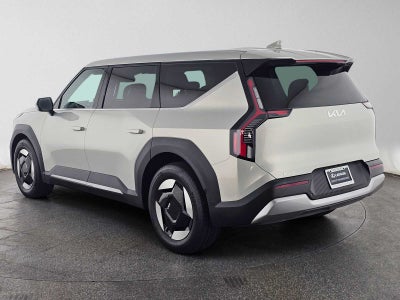 2026 Kia EV9 Light Long Range