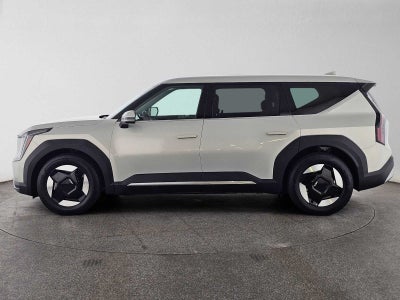 2026 Kia EV9 Light Long Range