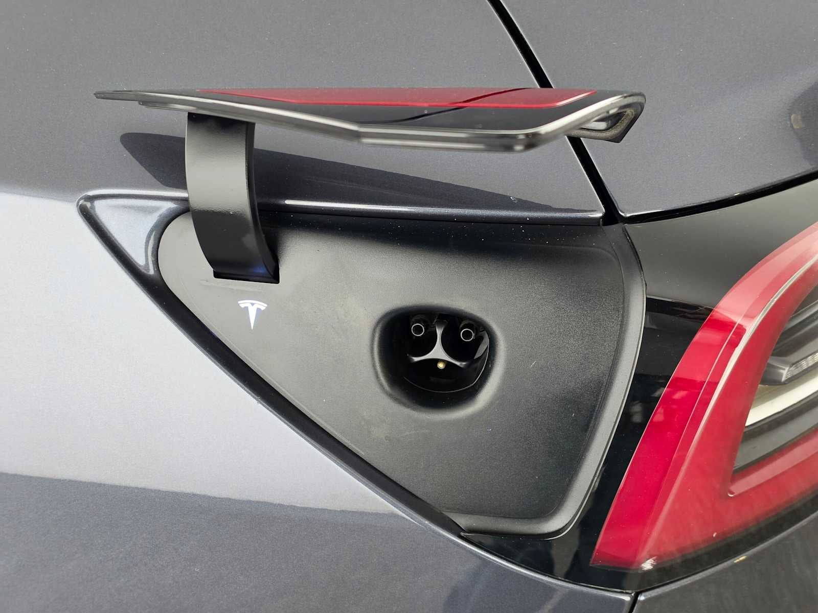 2023 Tesla Model 3 RWD