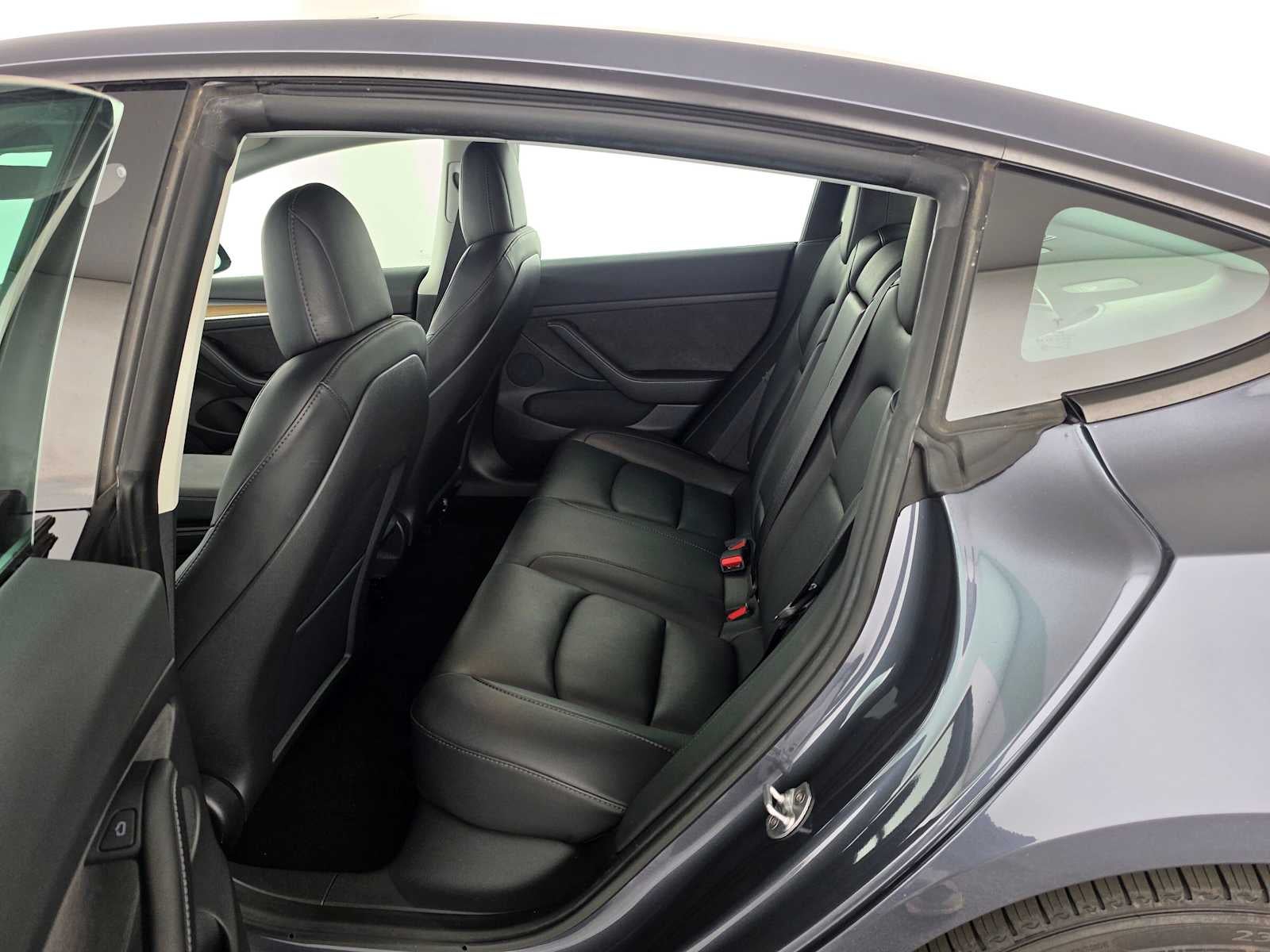 2023 Tesla Model 3 RWD