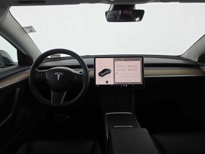 2023 Tesla Model 3 RWD