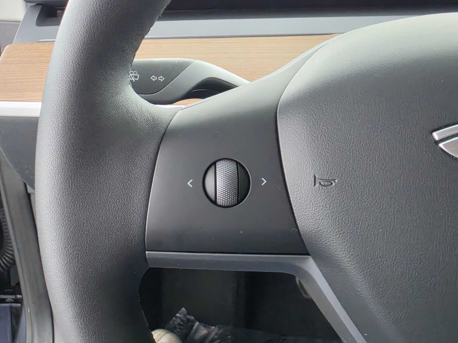 2023 Tesla Model 3 RWD