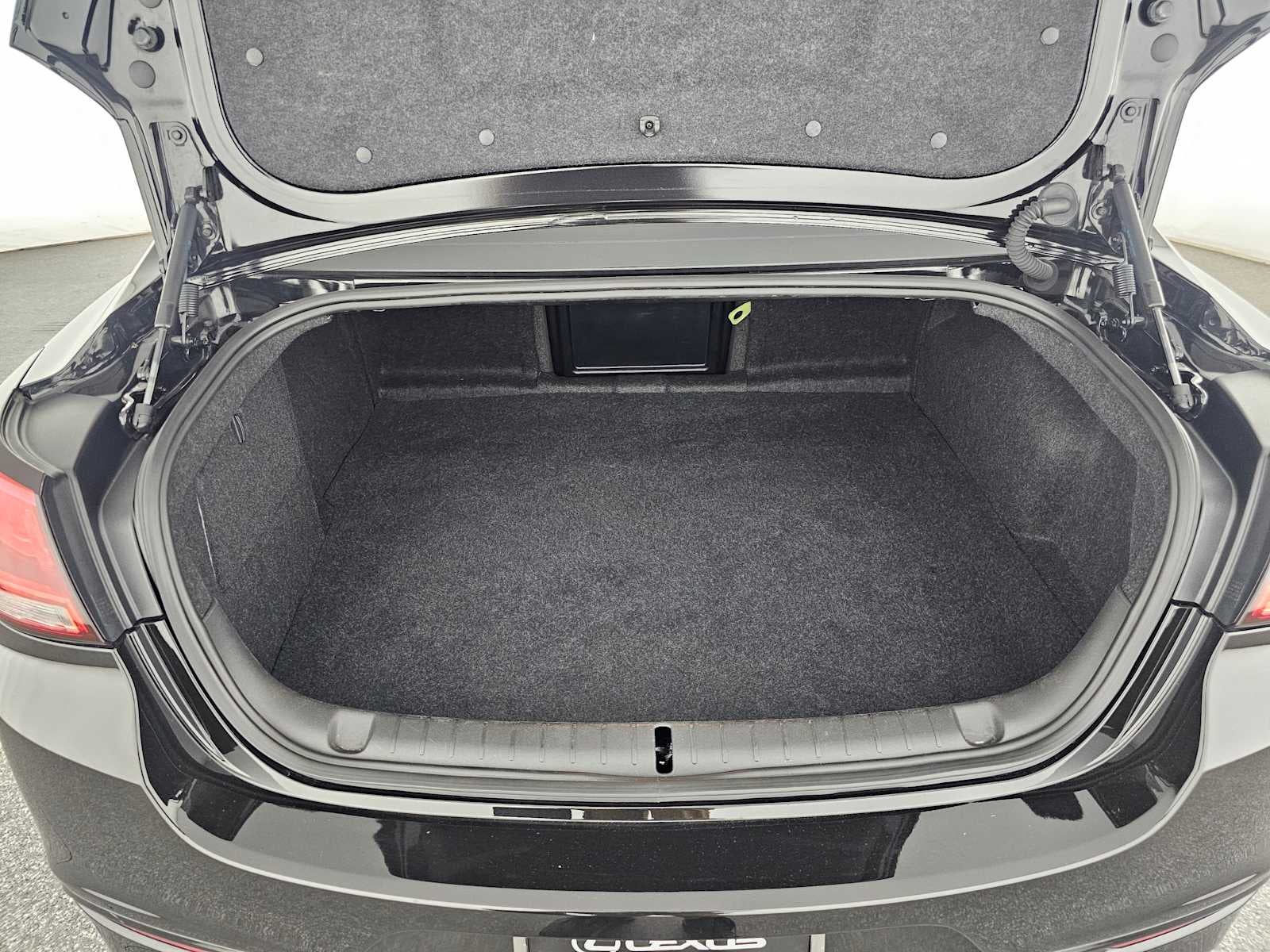 2017 Chevrolet SS 4dr Sdn