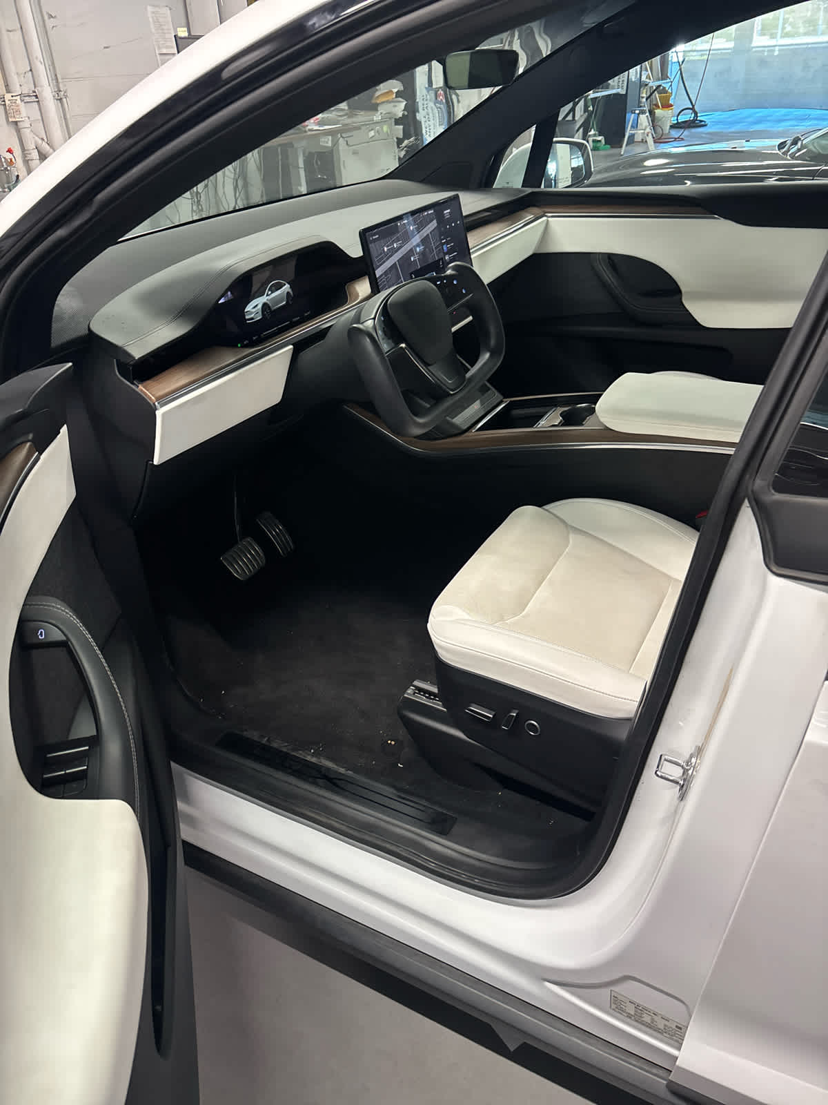 2022 Tesla Model X AWD