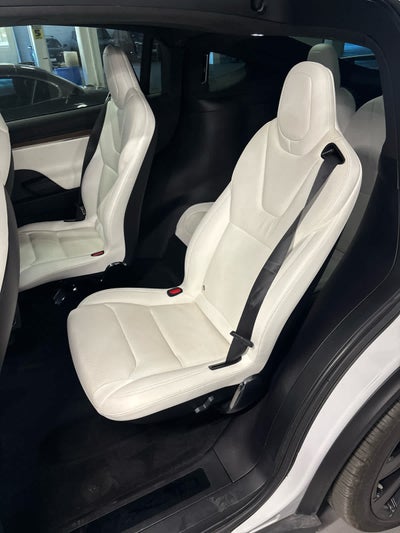 2022 Tesla Model X AWD