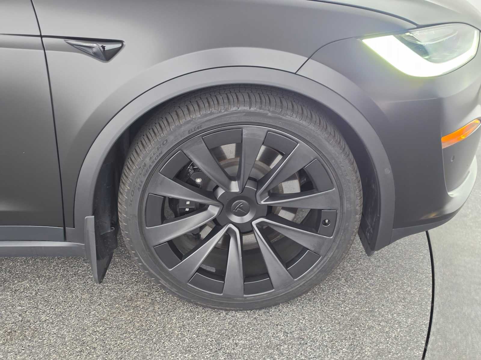 2022 Tesla Model X AWD