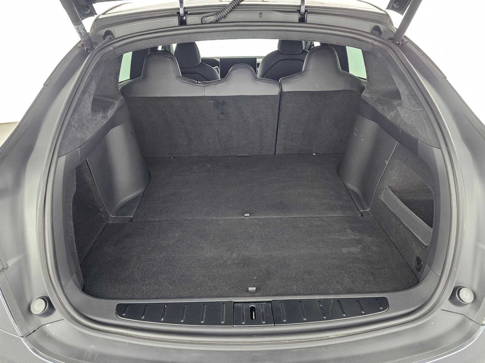 2022 Tesla Model X AWD