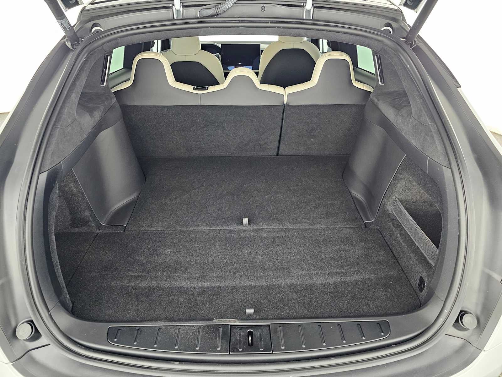 2022 Tesla Model X AWD