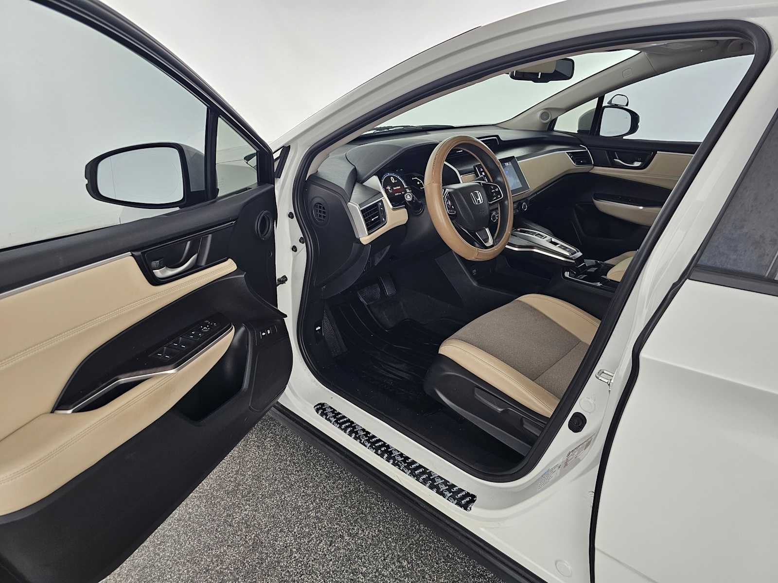 2018 Honda Clarity Plug-In Hybrid Sedan