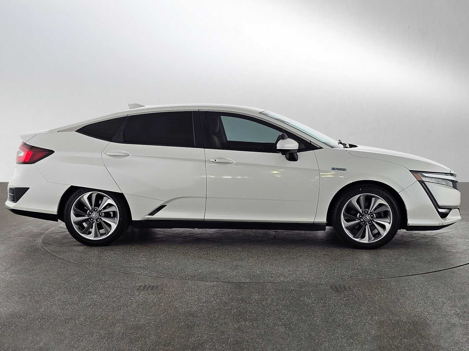 2018 Honda Clarity Plug-In Hybrid Sedan