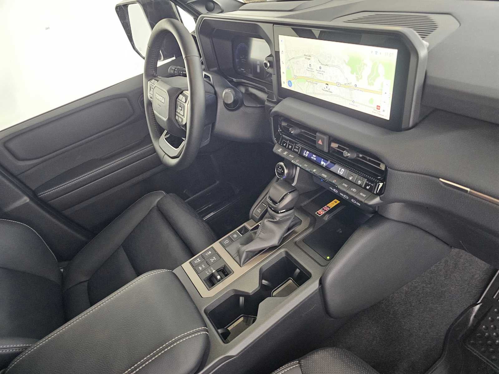 2025 Toyota Land Cruiser 4WD (Natl)