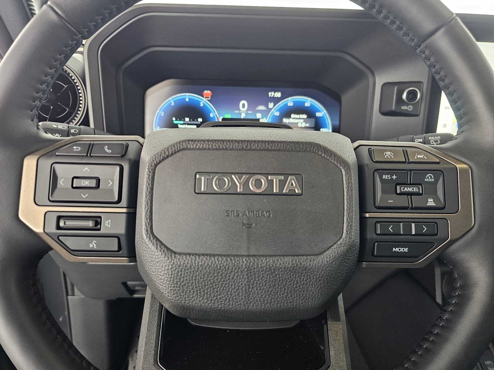 2025 Toyota Land Cruiser 4WD (Natl)