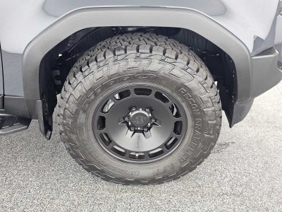 2025 Toyota Land Cruiser 4WD (Natl)