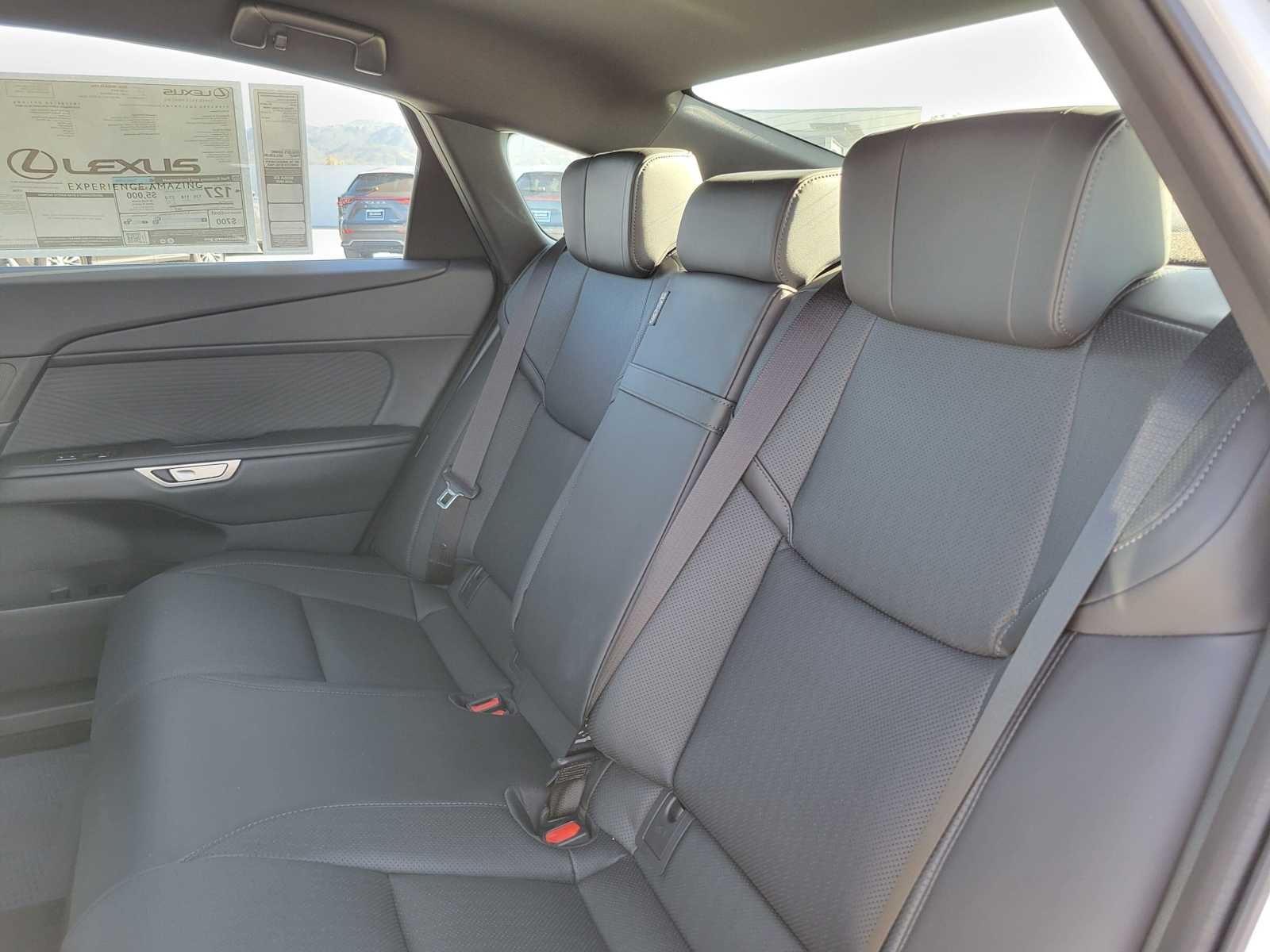 2026 Lexus ES 350e Premium