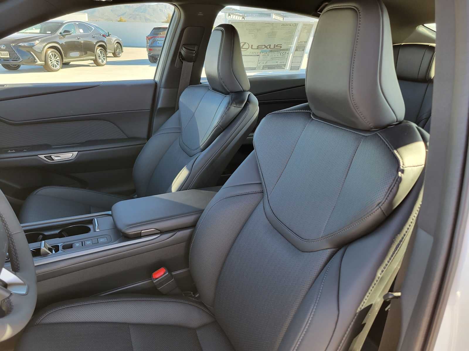 2026 Lexus ES 350e Premium