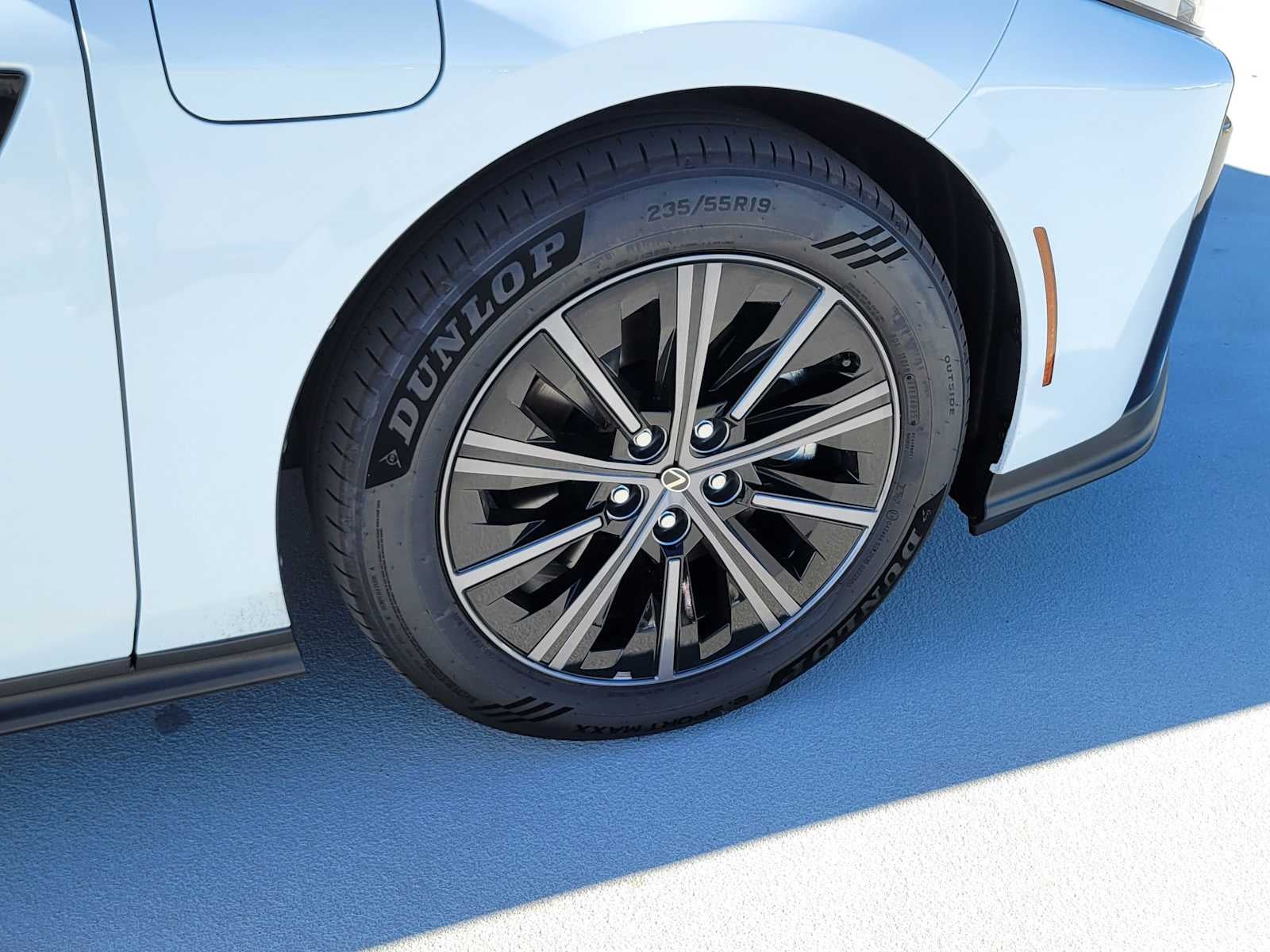 2026 Lexus ES 350e Premium