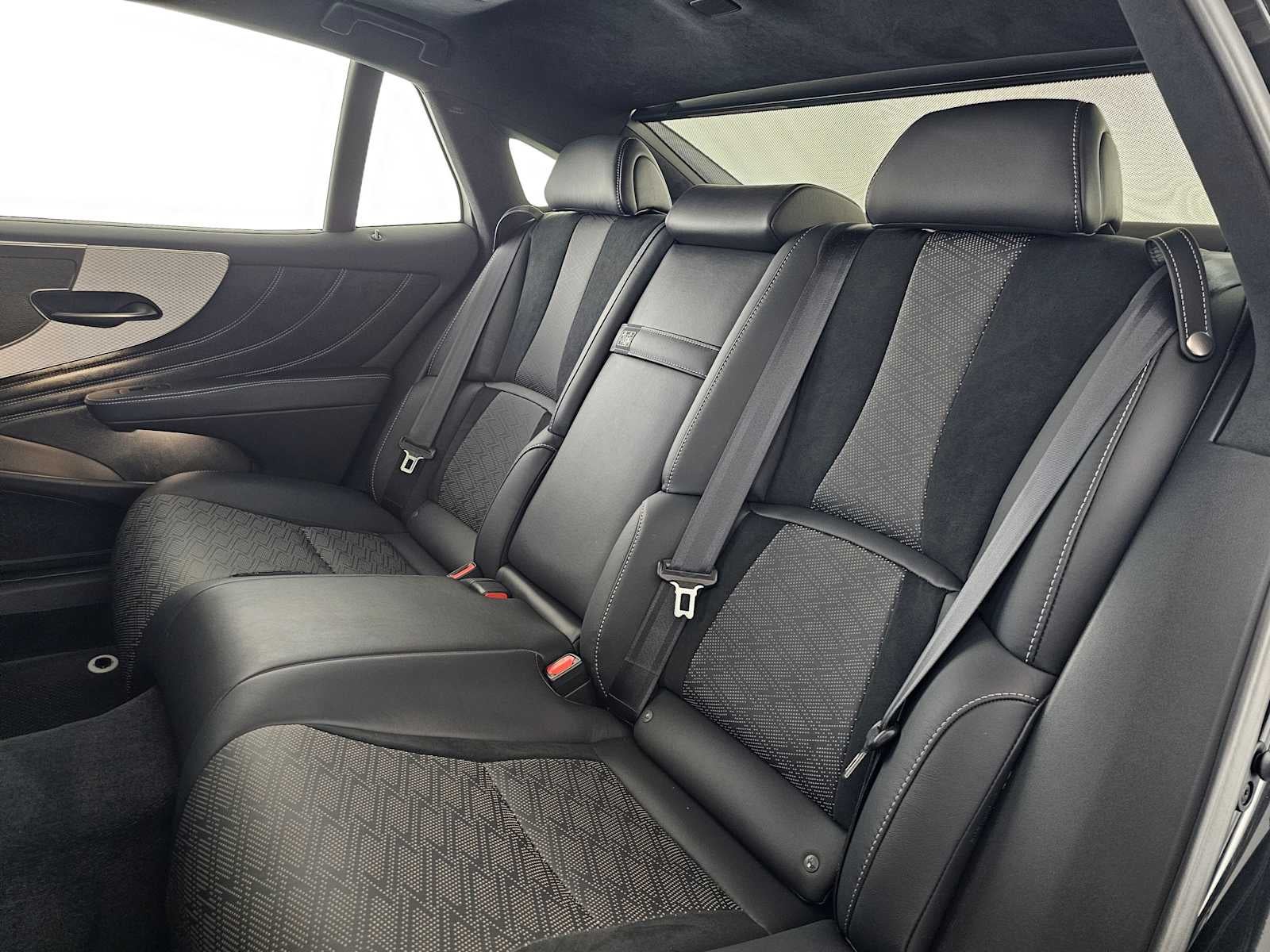 2024 Lexus LS F SPORT