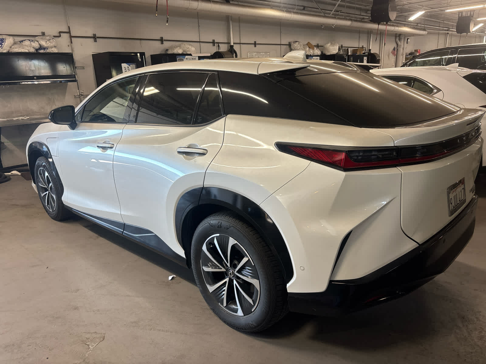 2023 Lexus RZ 450e Premium