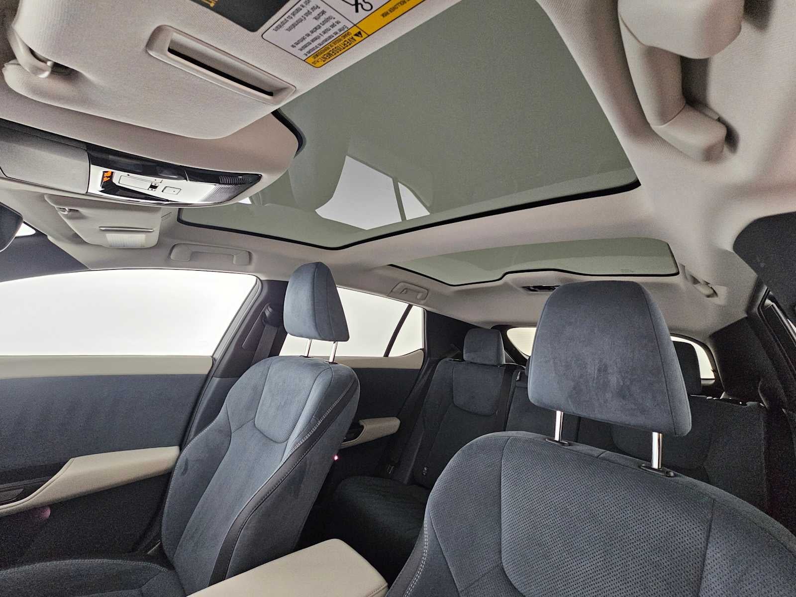 2023 Lexus RZ 450e Luxury