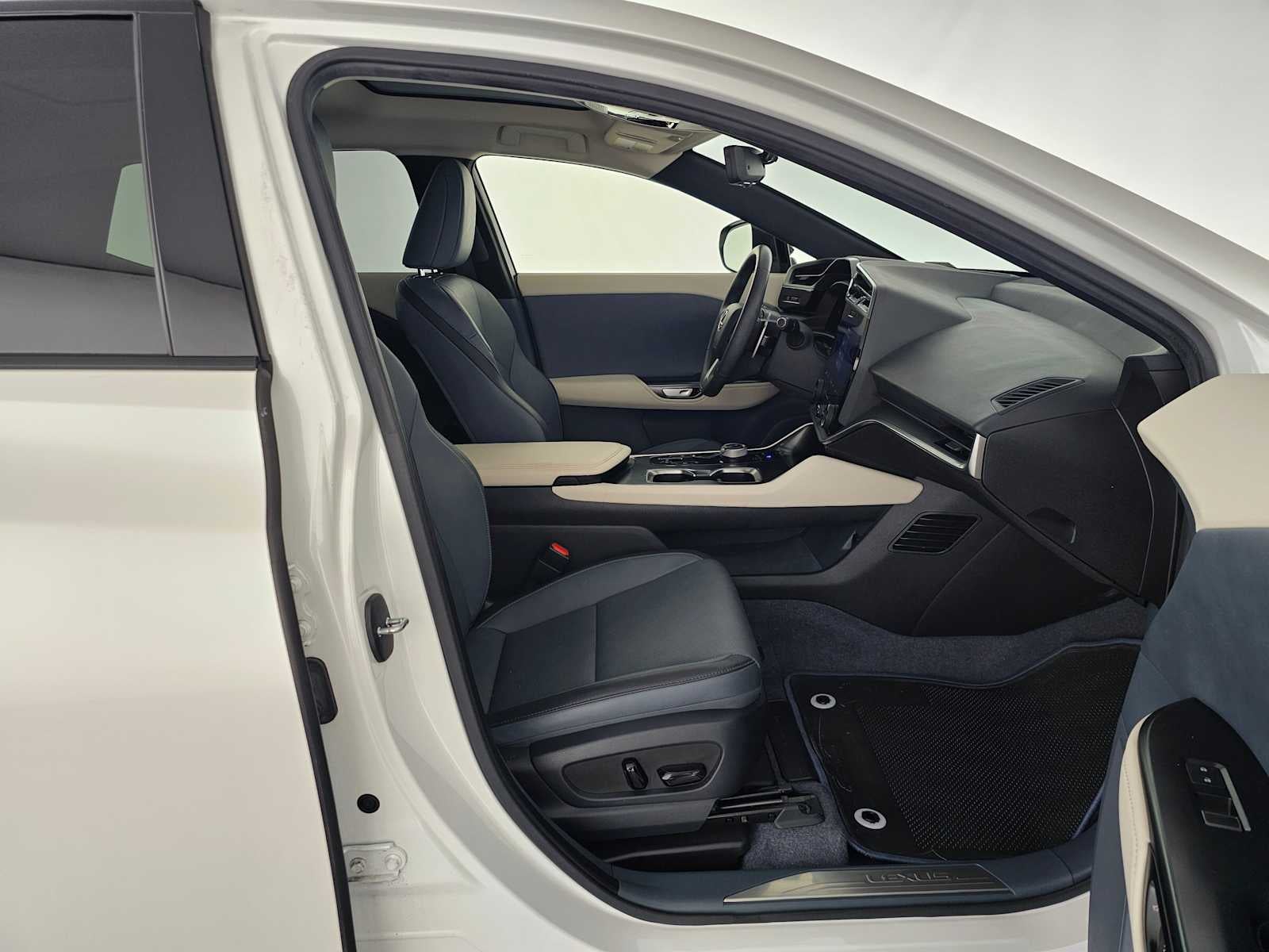 2023 Lexus RZ 450e Premium