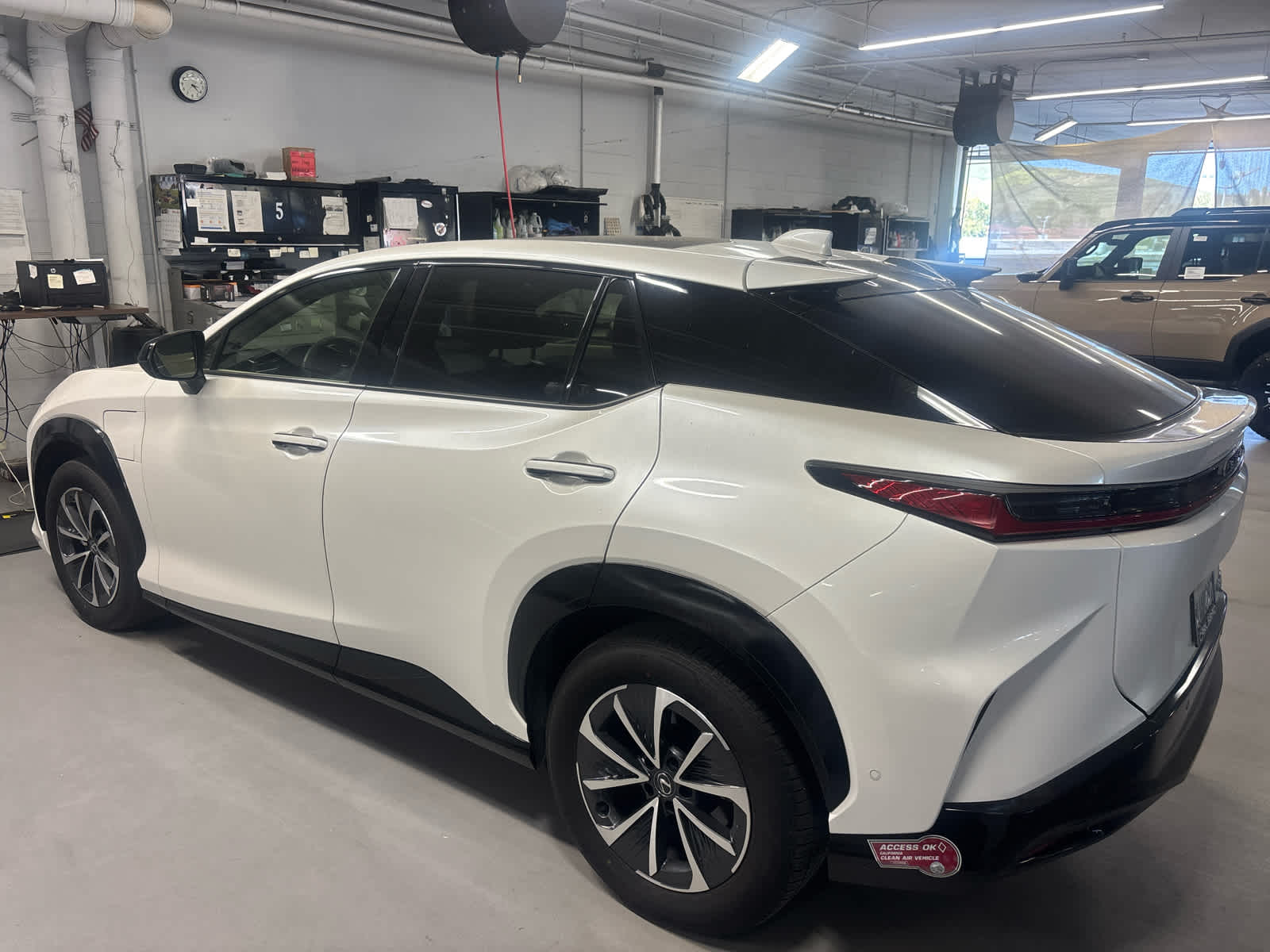 2023 Lexus RZ 450e Premium