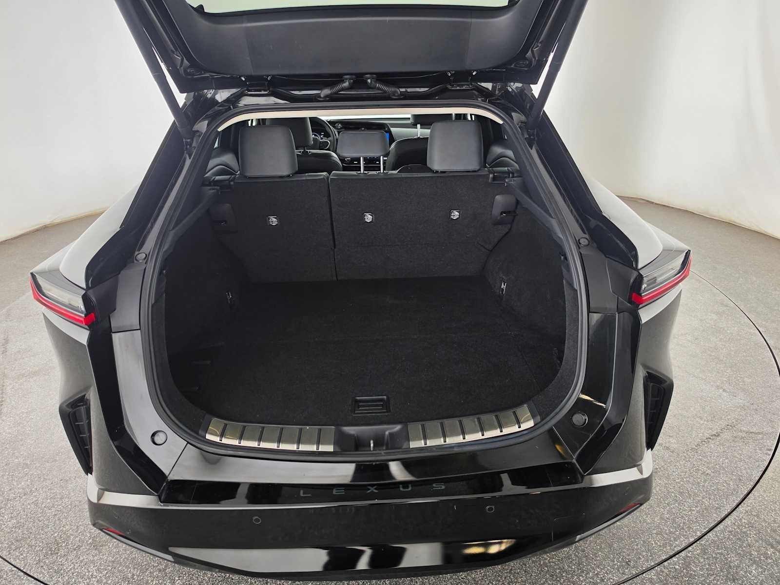 2023 Lexus RZ 450e Premium