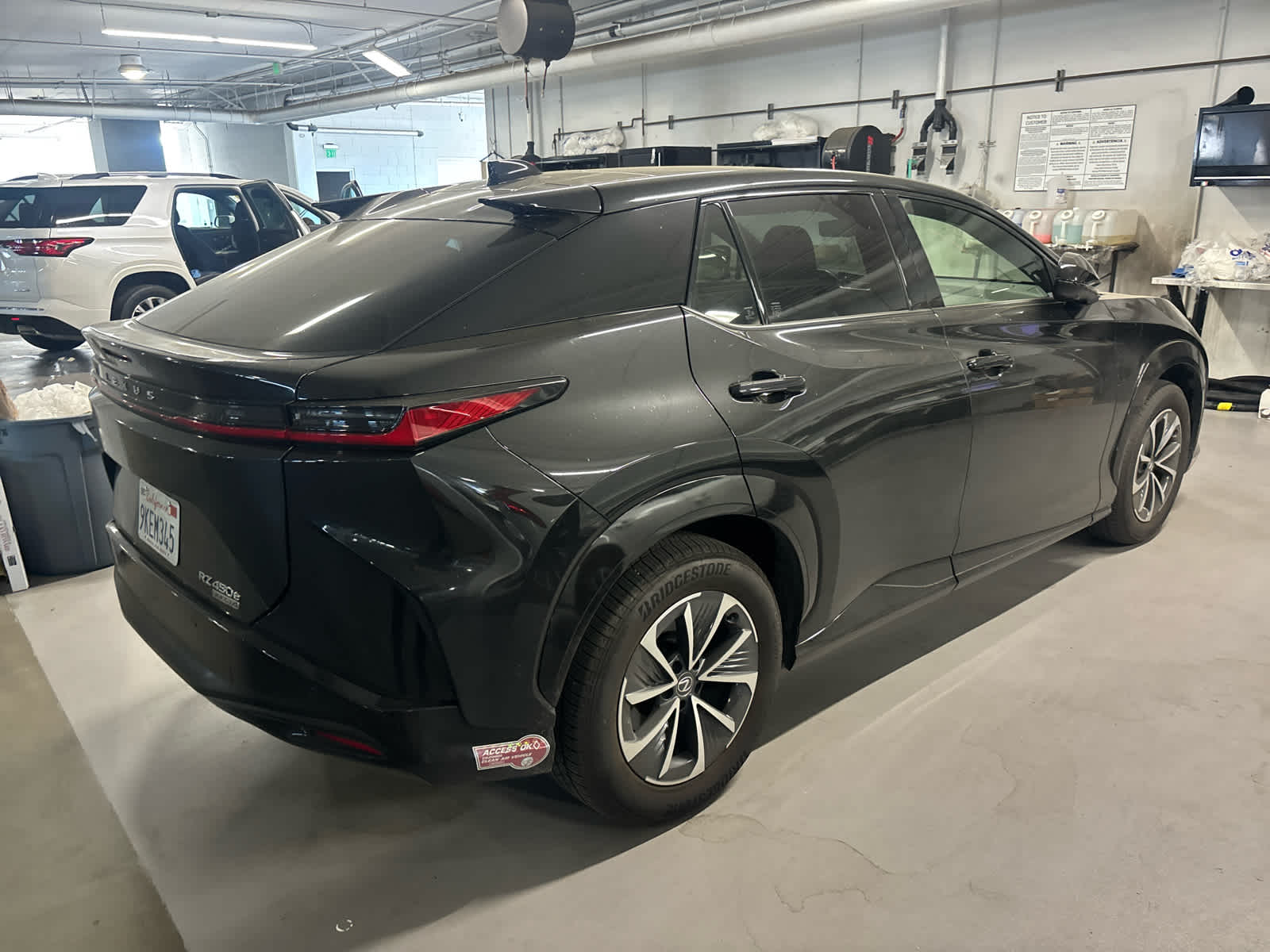 2023 Lexus RZ 450e Premium