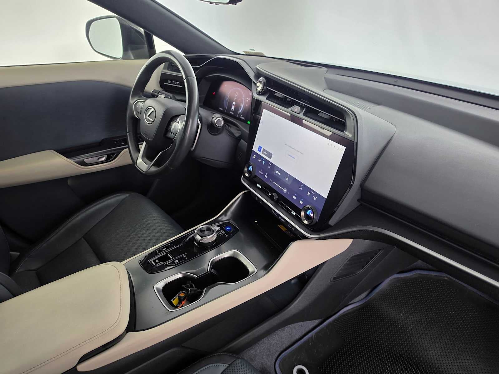 2023 Lexus RZ 450e Premium