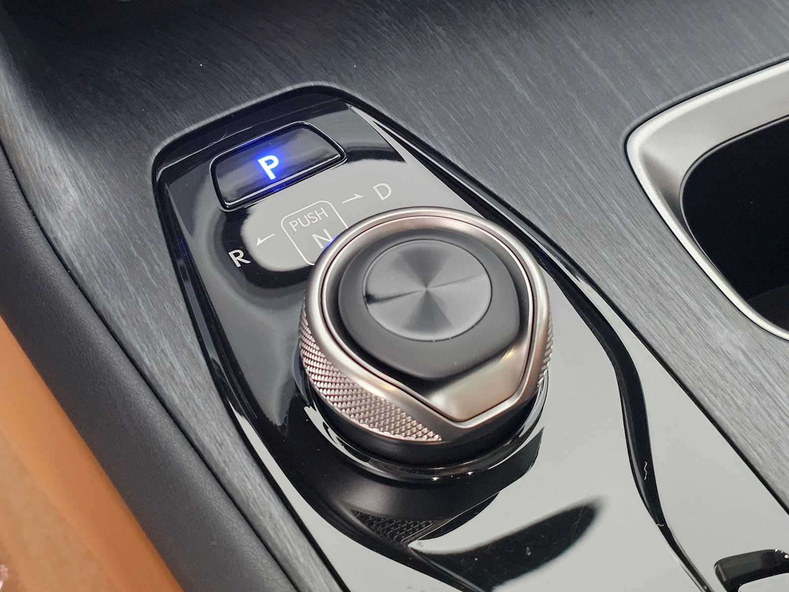 2023 Lexus RZ Luxury