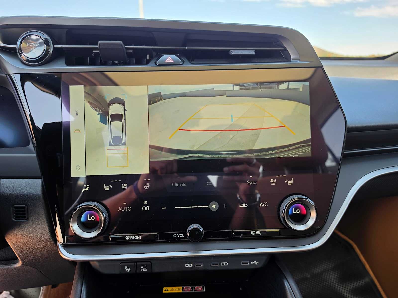 2023 Lexus RZ 450e Luxury