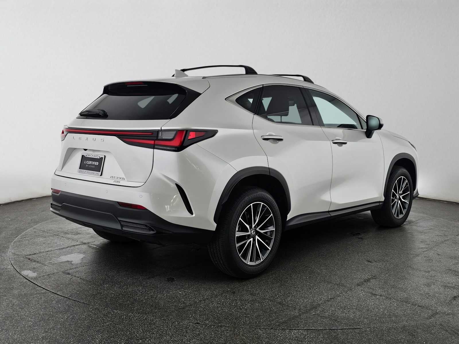 2025 Lexus NX 350h Premium