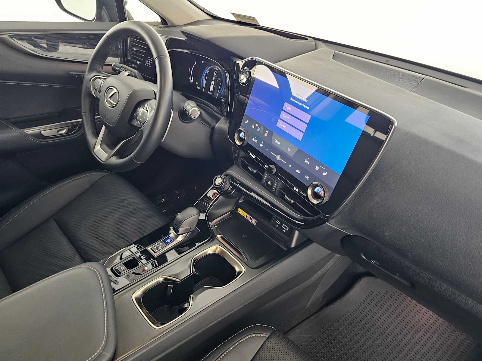 2025 Lexus NX 350h Premium