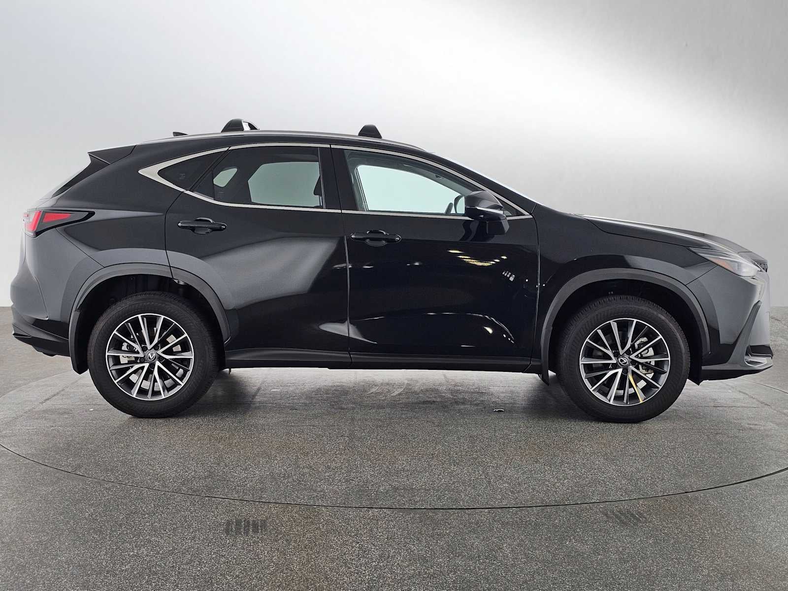 2025 Lexus NX 350h Premium