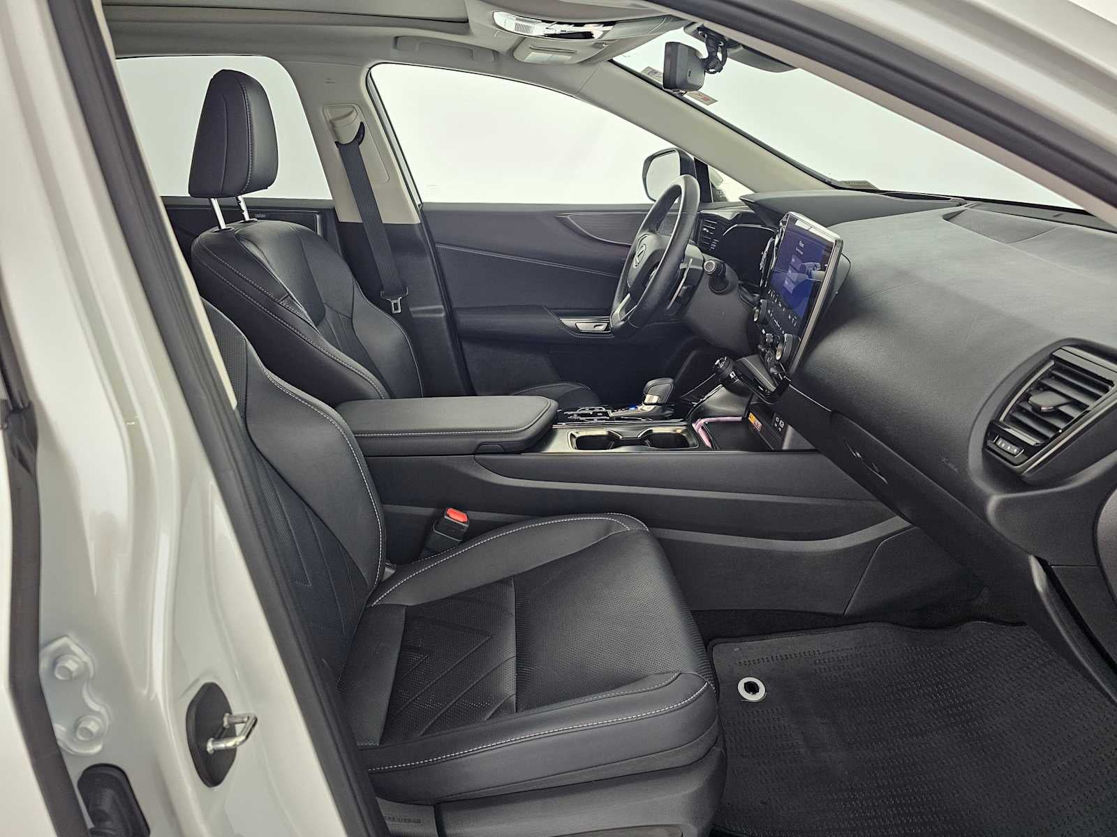 2025 Lexus NX Luxury