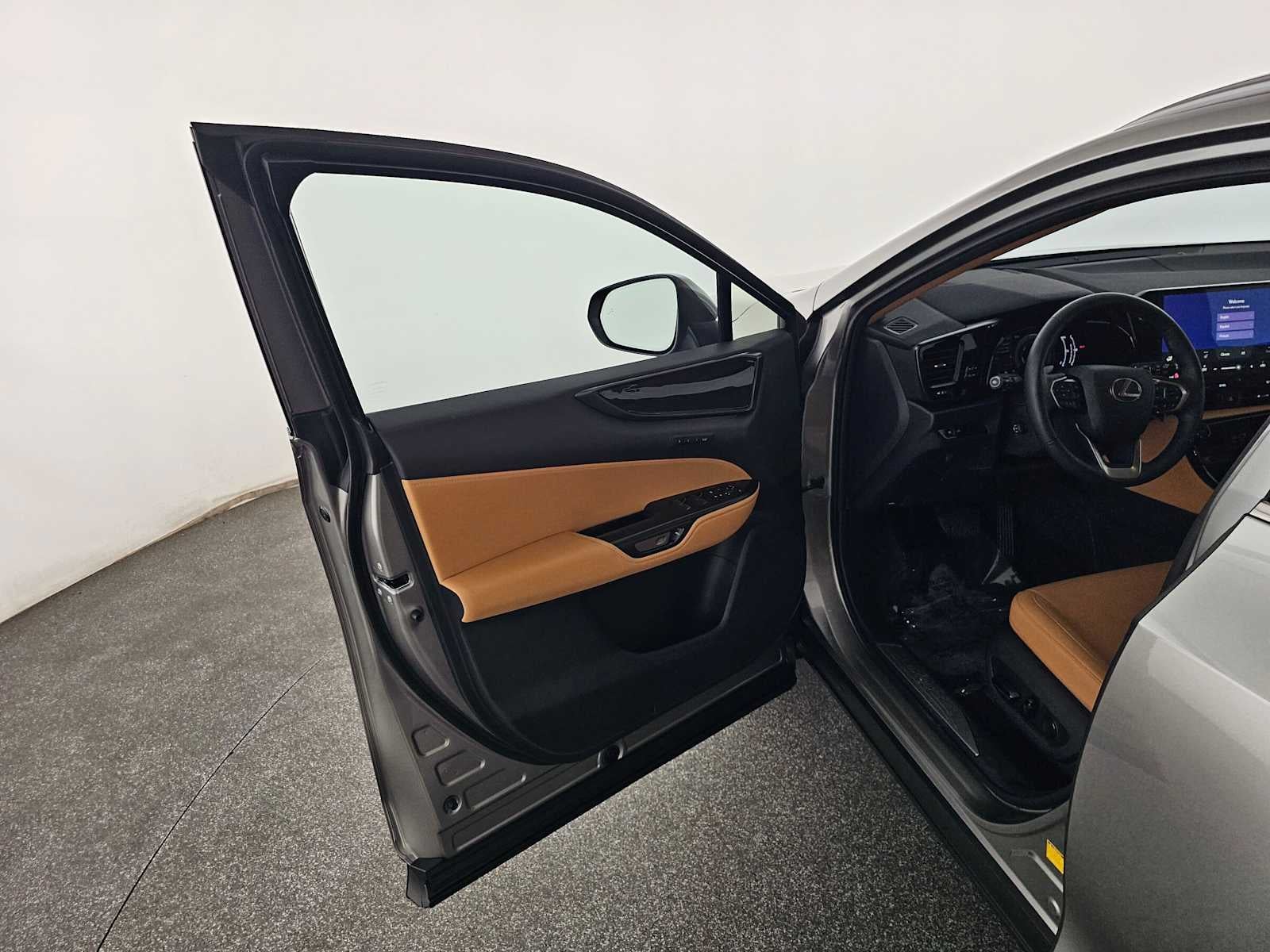 2026 Lexus NX 450h+ Premium