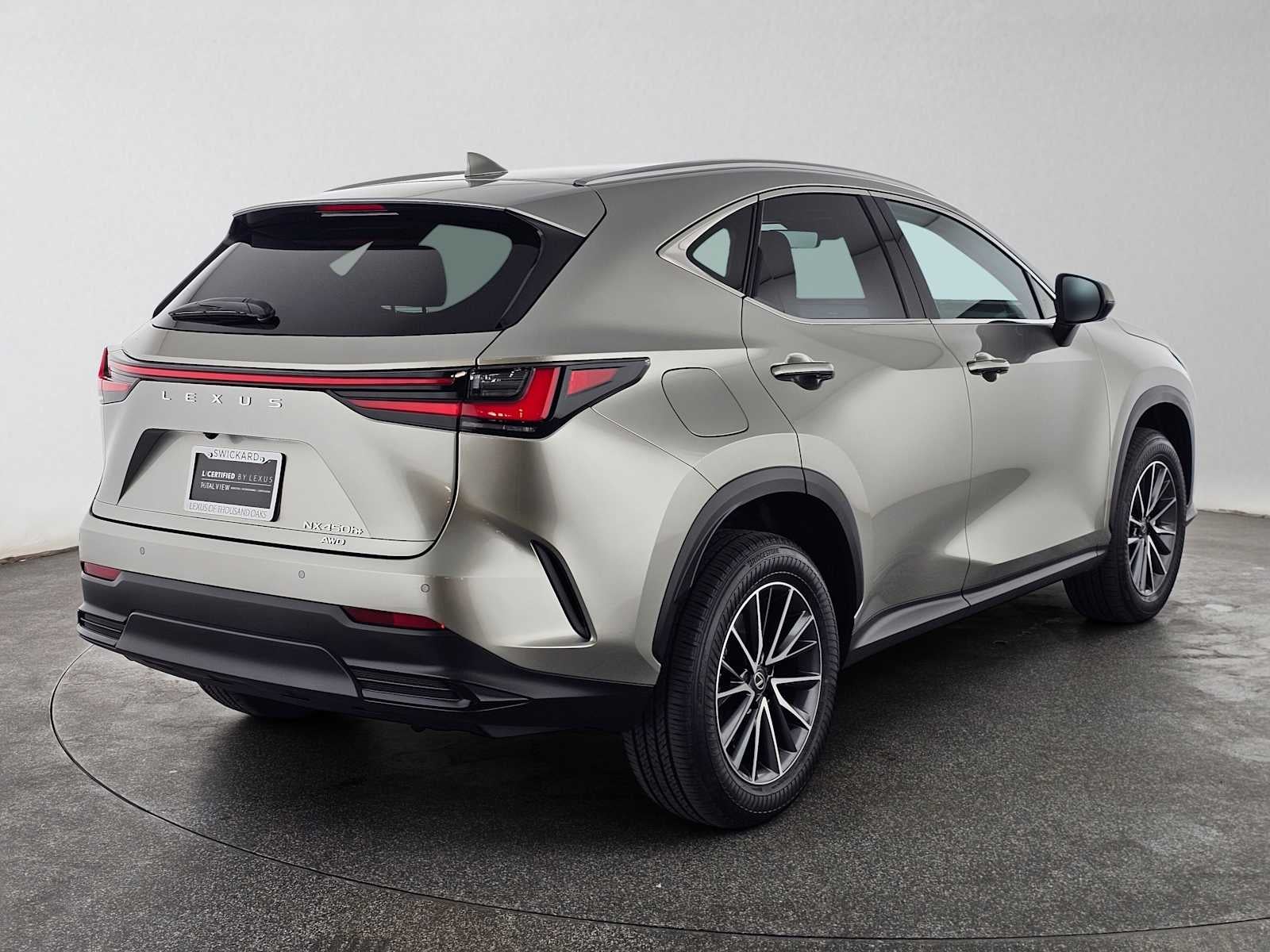2026 Lexus NX 450h+ Premium