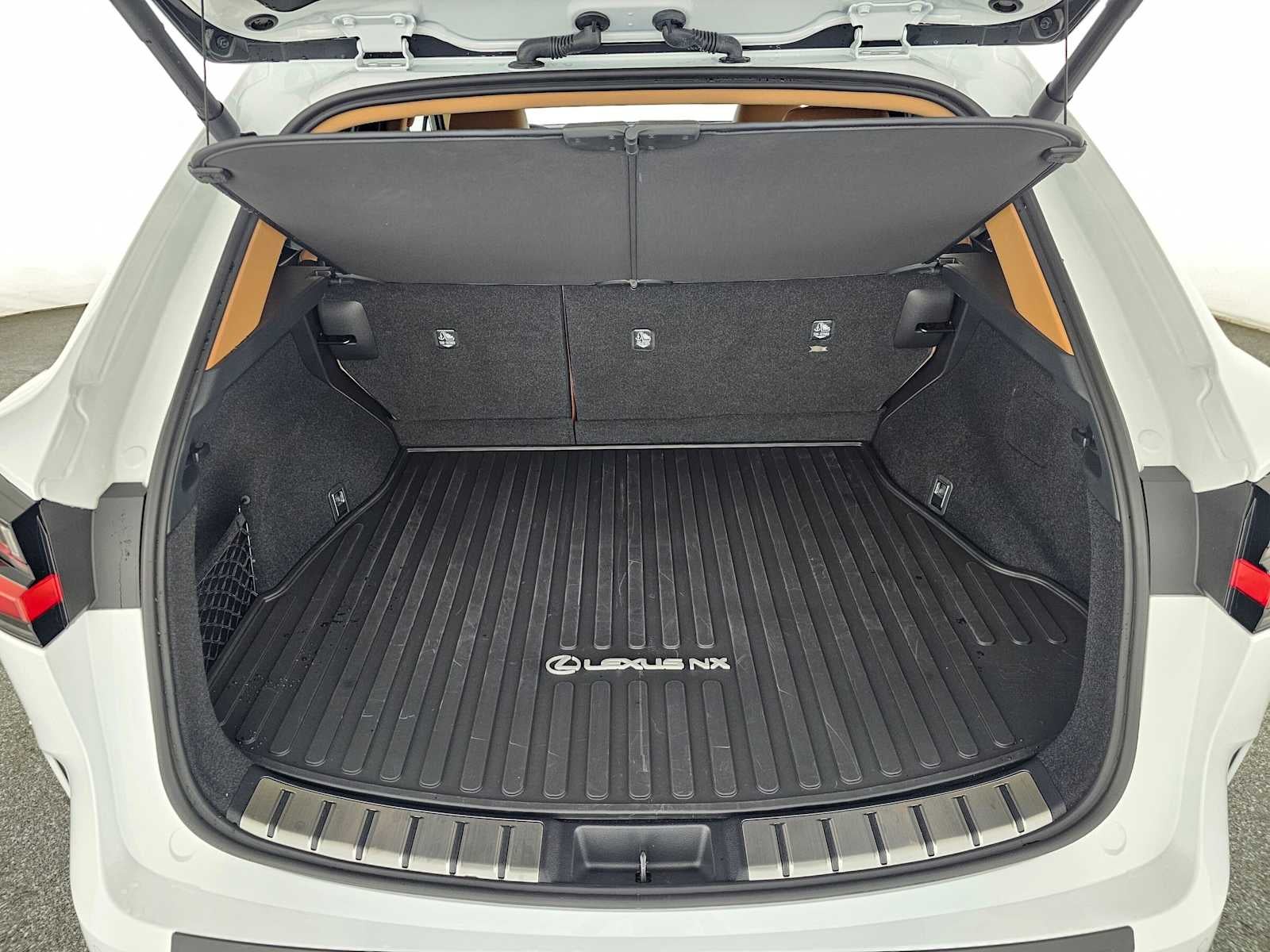 2026 Lexus NX 450h+ Premium