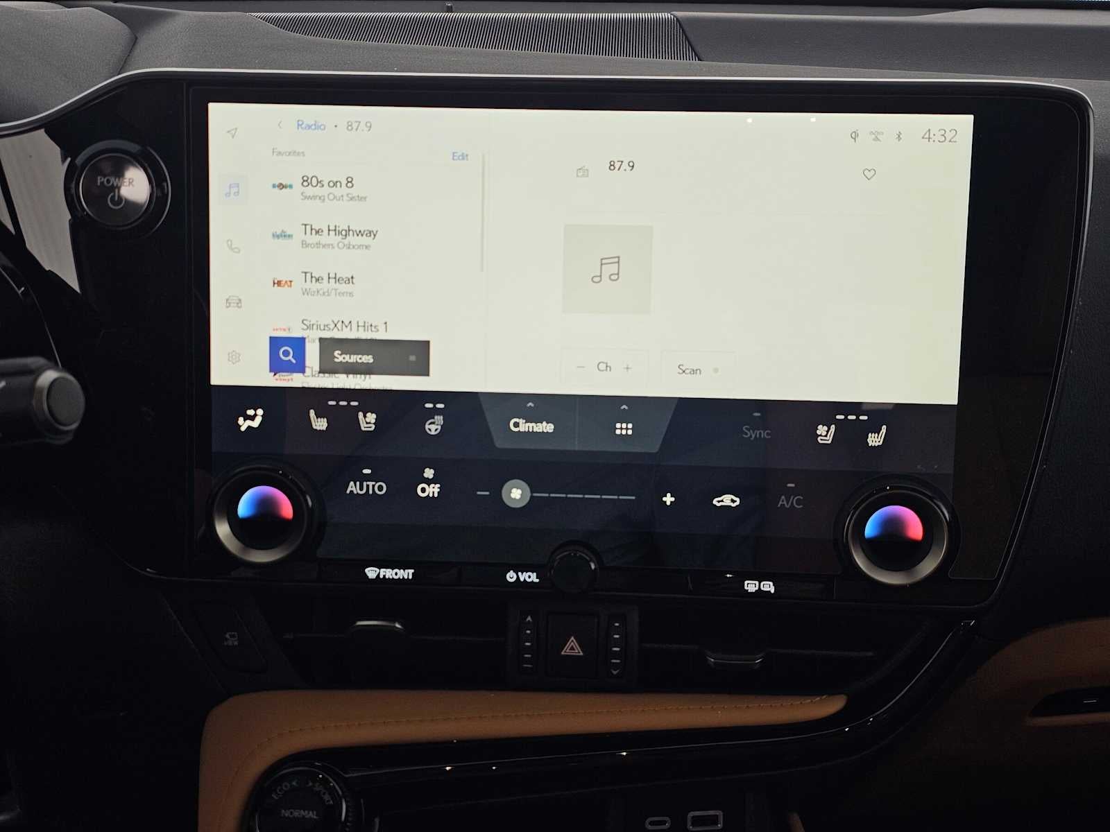 2026 Lexus NX 450h+ Premium