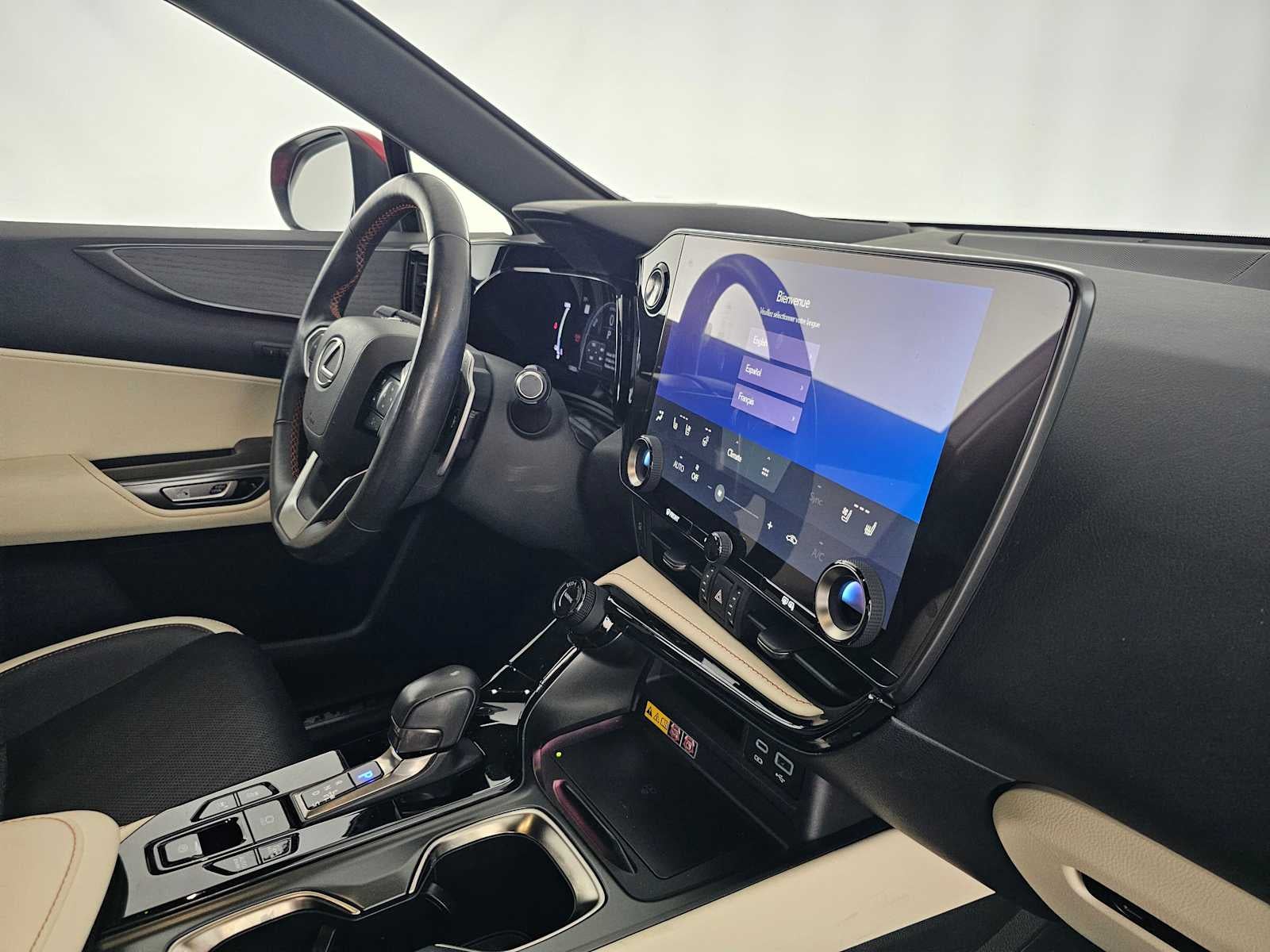 2024 Lexus NX 450h+ Luxury