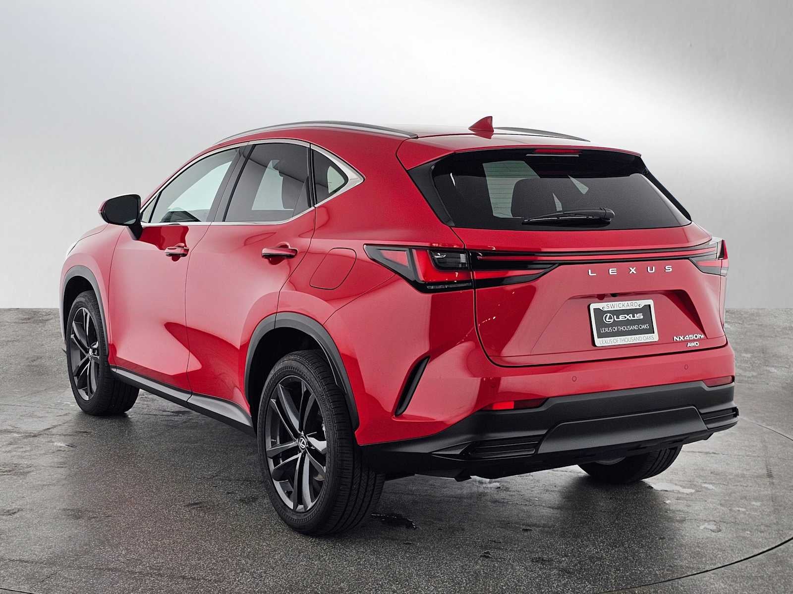 2024 Lexus NX 450h+ Luxury