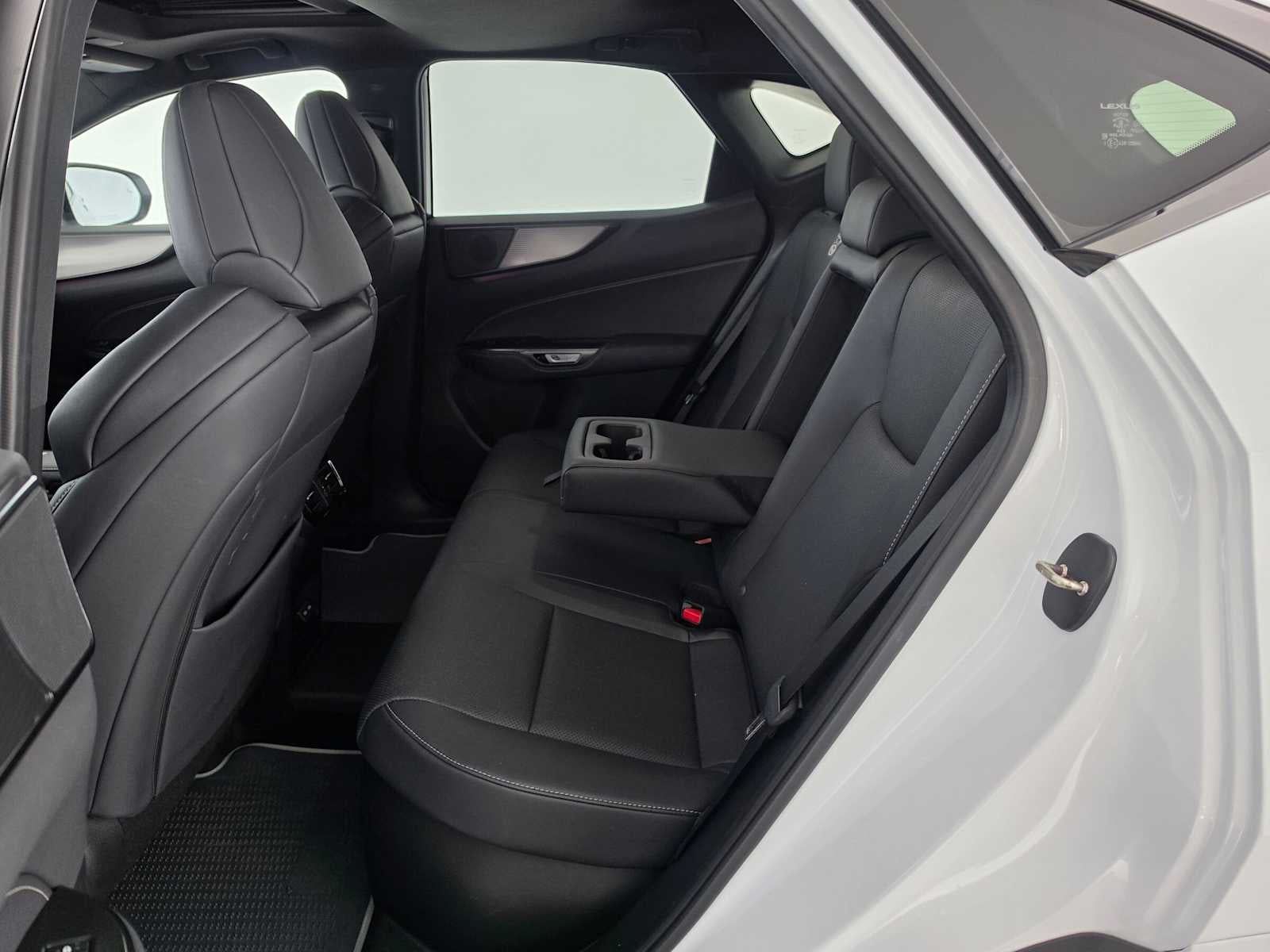 2024 Lexus NX 450h+ F SPORT Handling