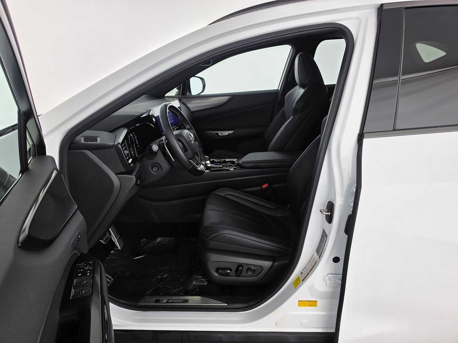 2024 Lexus NX 450h+ F SPORT Handling