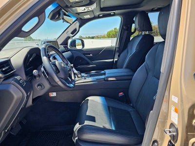 2025 Lexus LX 700h Overtrail