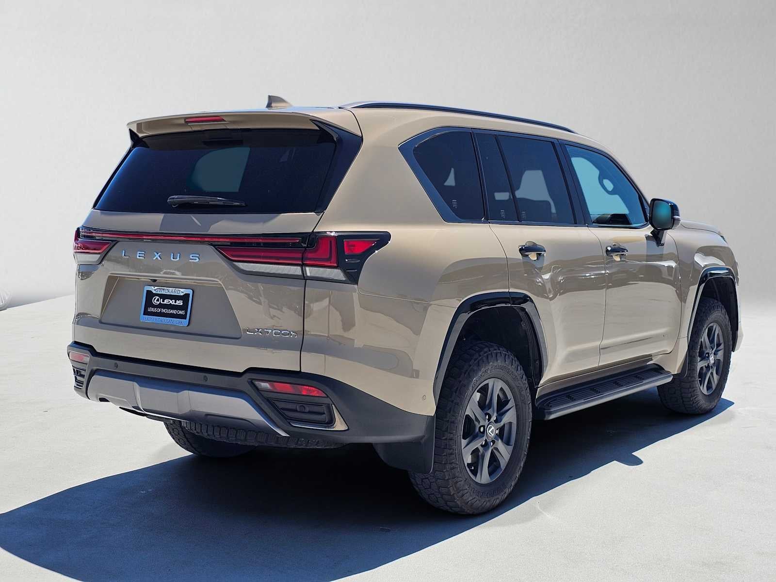 2025 Lexus LX 700h Overtrail