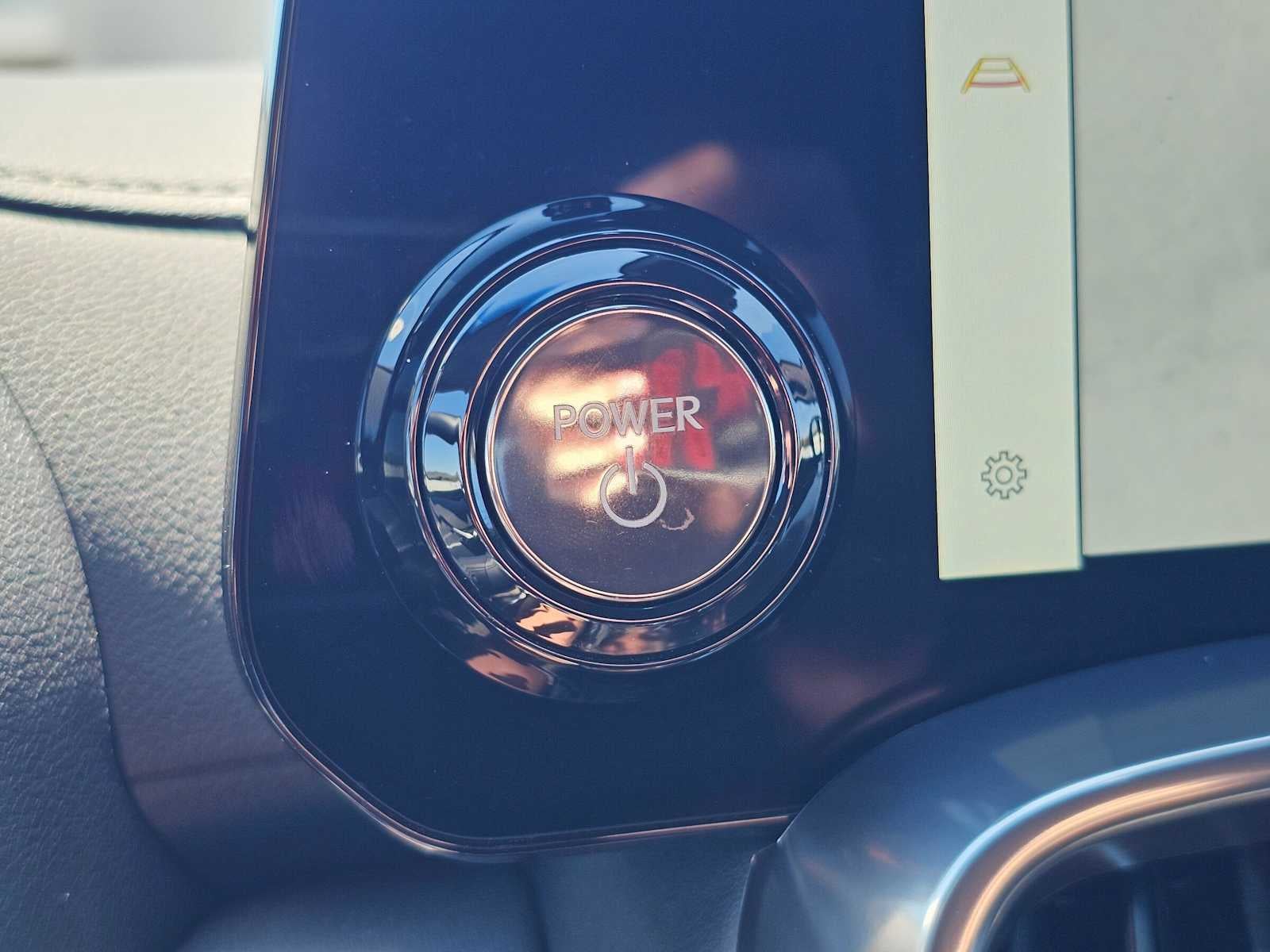 2025 Lexus LX 700h Overtrail